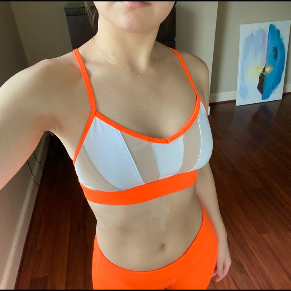 Alo Yoga Neon Orange Set XS